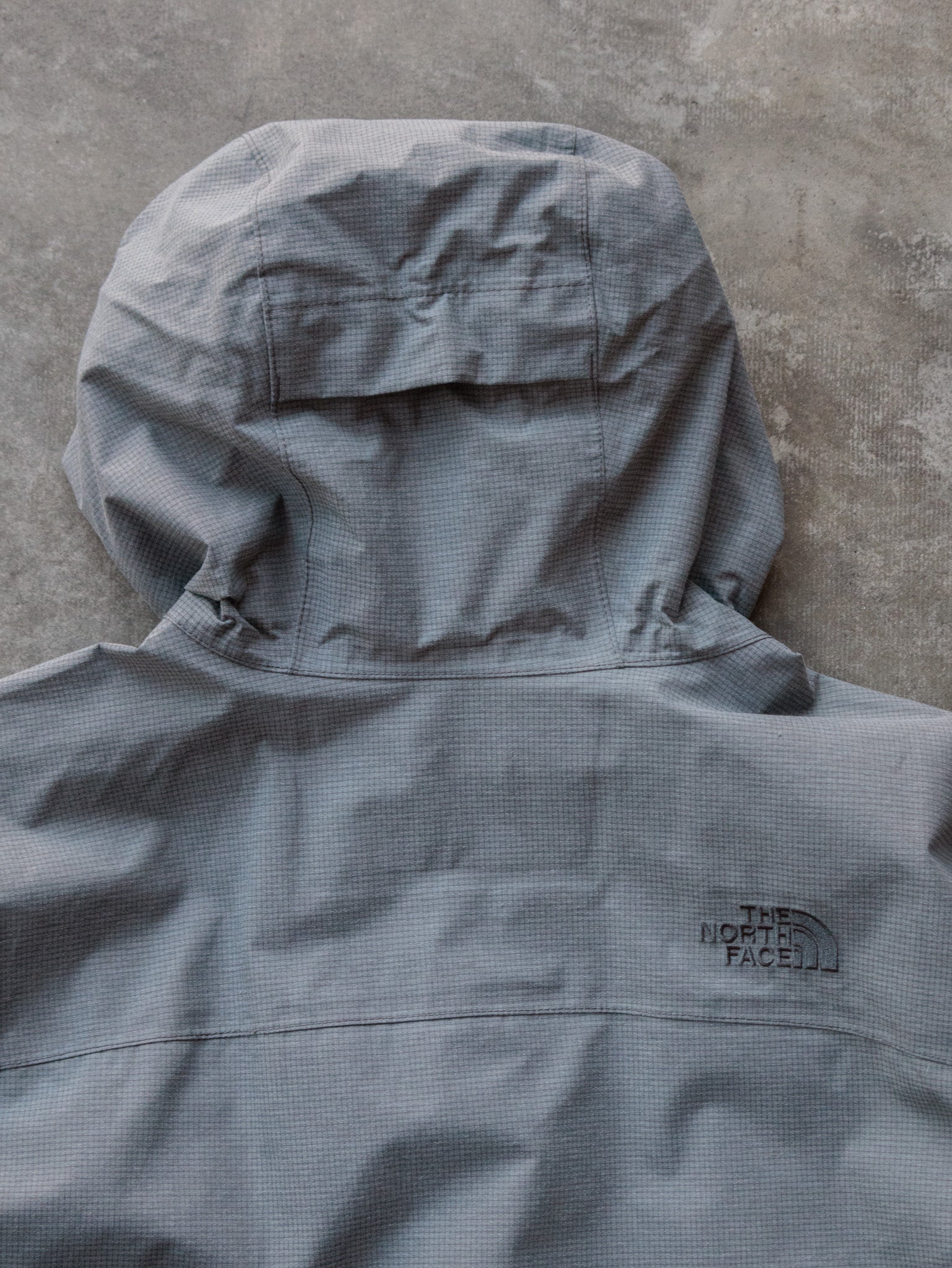 Vintage Grey The North Face Windbreaker (XL)