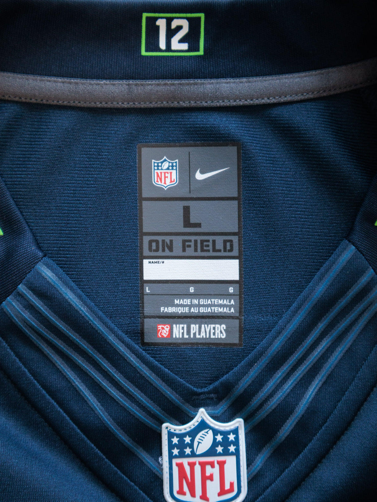 Vintage Navy Nike Seattle Seahawks Wilson Jersey (L)