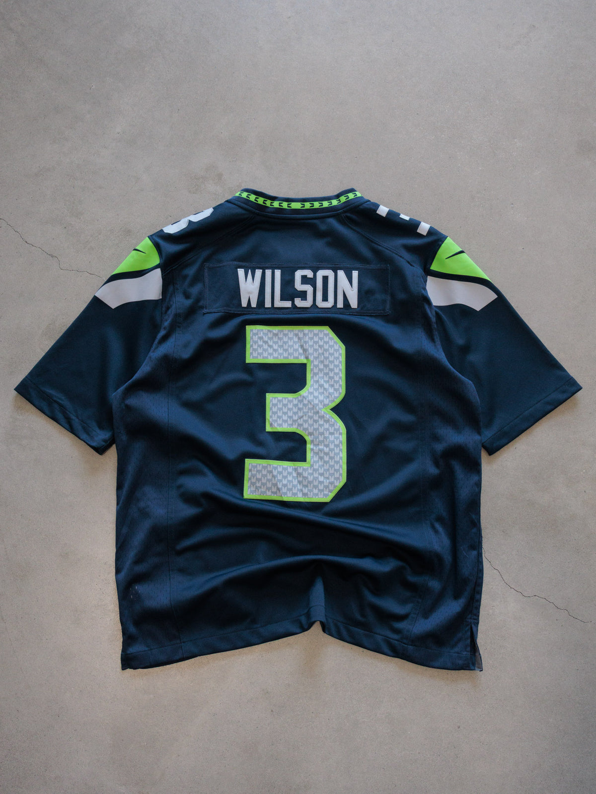 Vintage Navy Nike Seattle Seahawks Wilson Jersey (L)