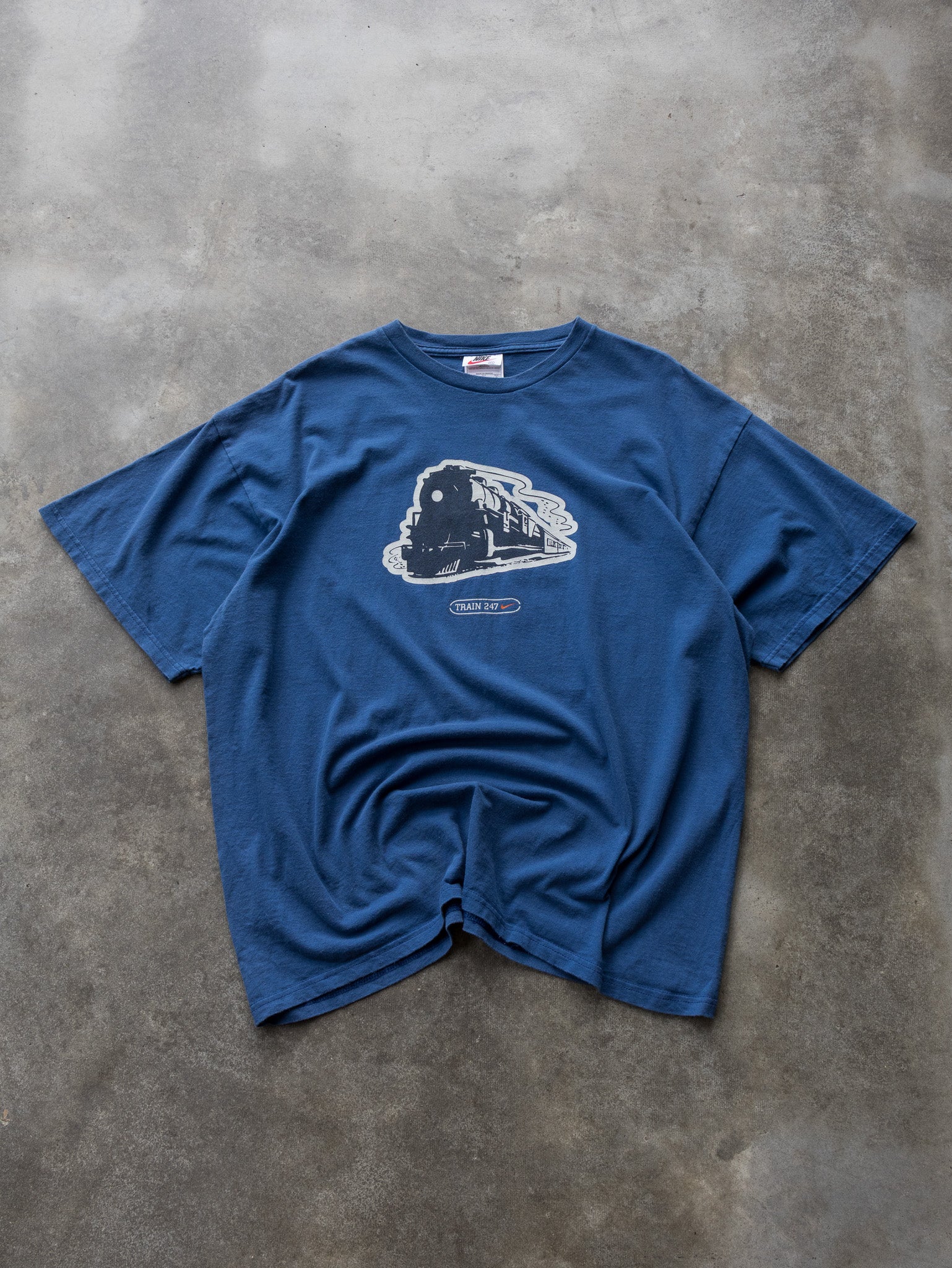 Vintage 00s Blue Nike Train 247 Graphic Tee (XL)