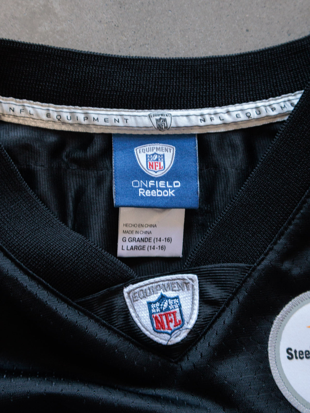 Vintage 00s Black Reebok Pittsburgh Steelers Polamalu Jersey (14-16Y)