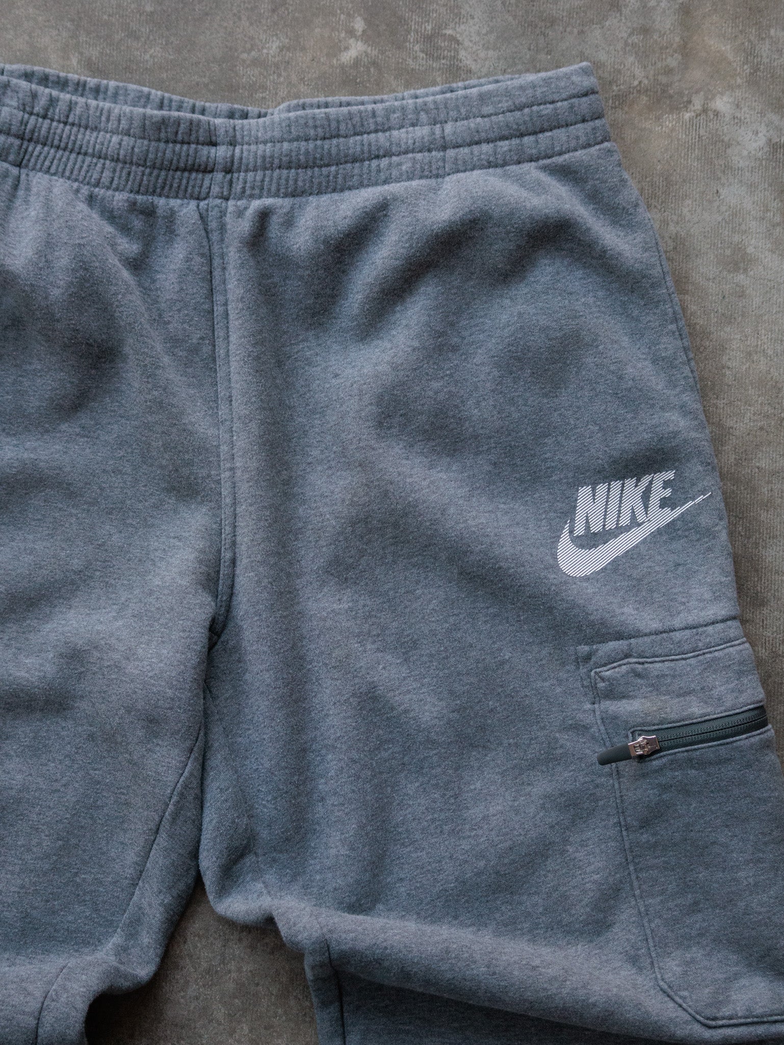 Vintage Grey Nike Cargo Sweatpants (XL)