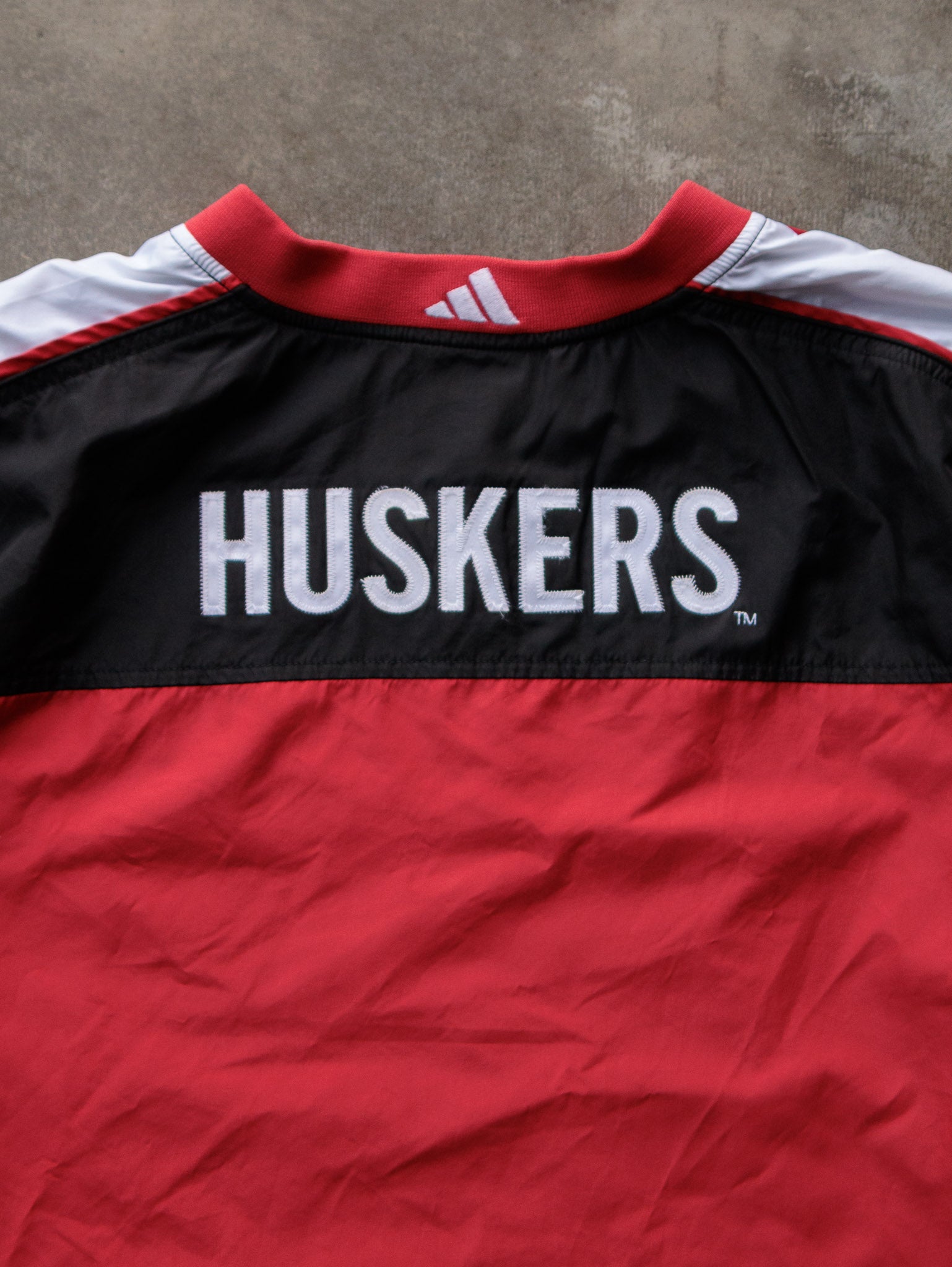 Vintage 2000s Red & Black Nebraska Huskers Pullover Jacket (XL)