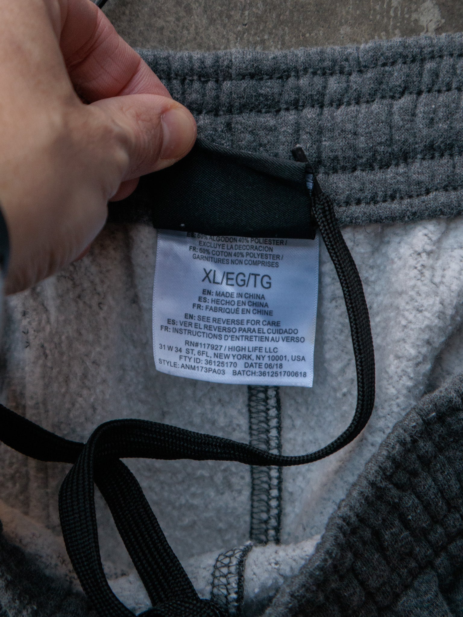 Grey AND1 Cargo Sweatpants (XL)