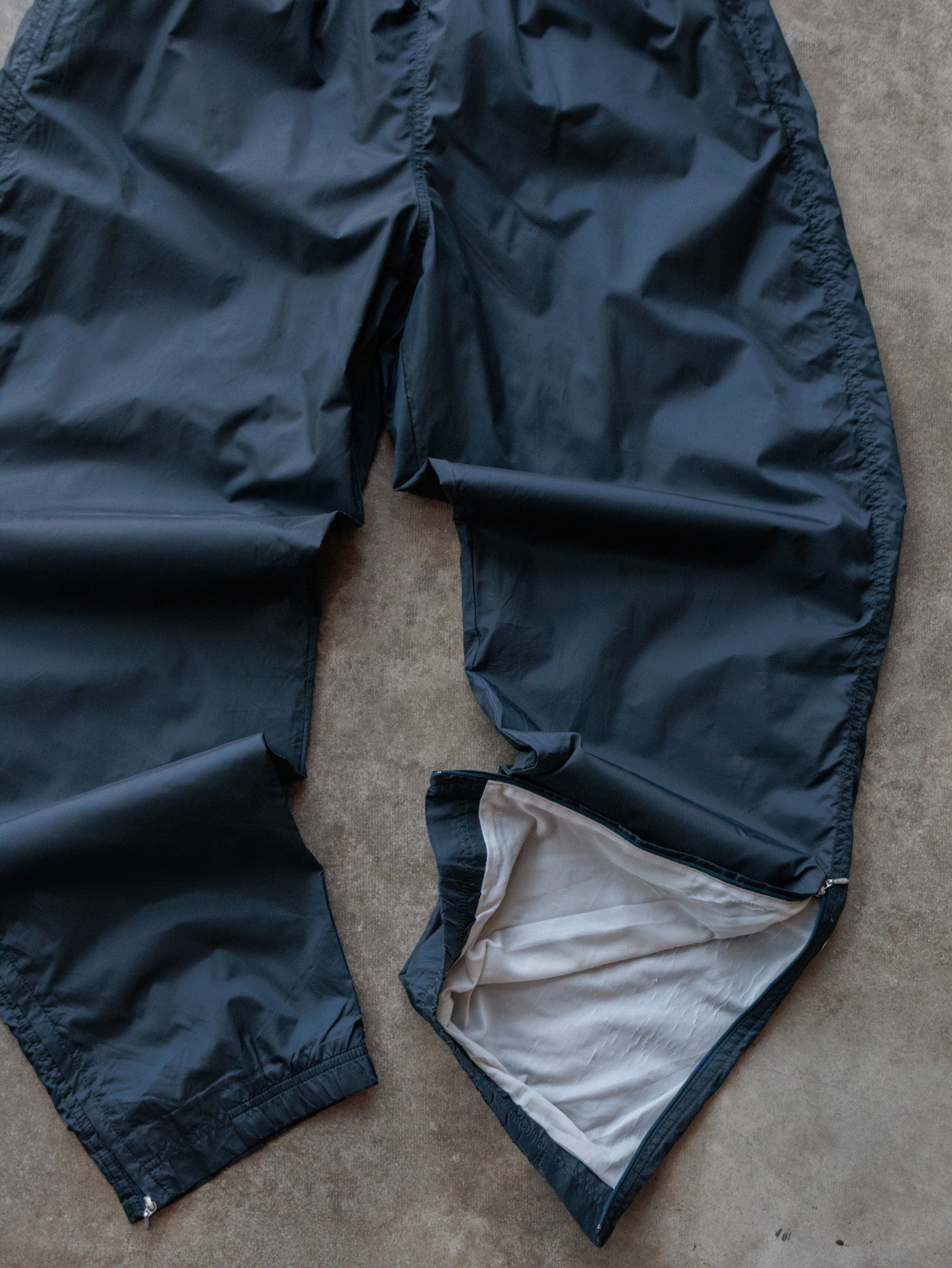 Vintage 00s Black Nike Track Pants (XL)