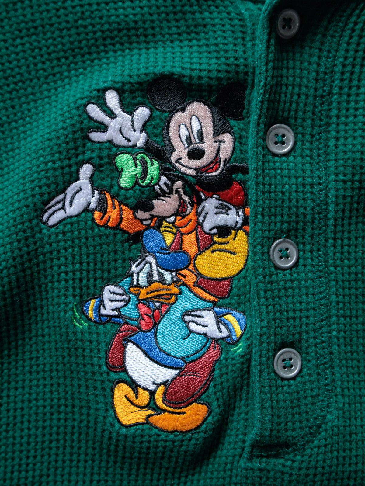 Vintage 90s Green Disney Mickey Mouse & Friends Knit Henley Shirt (L)