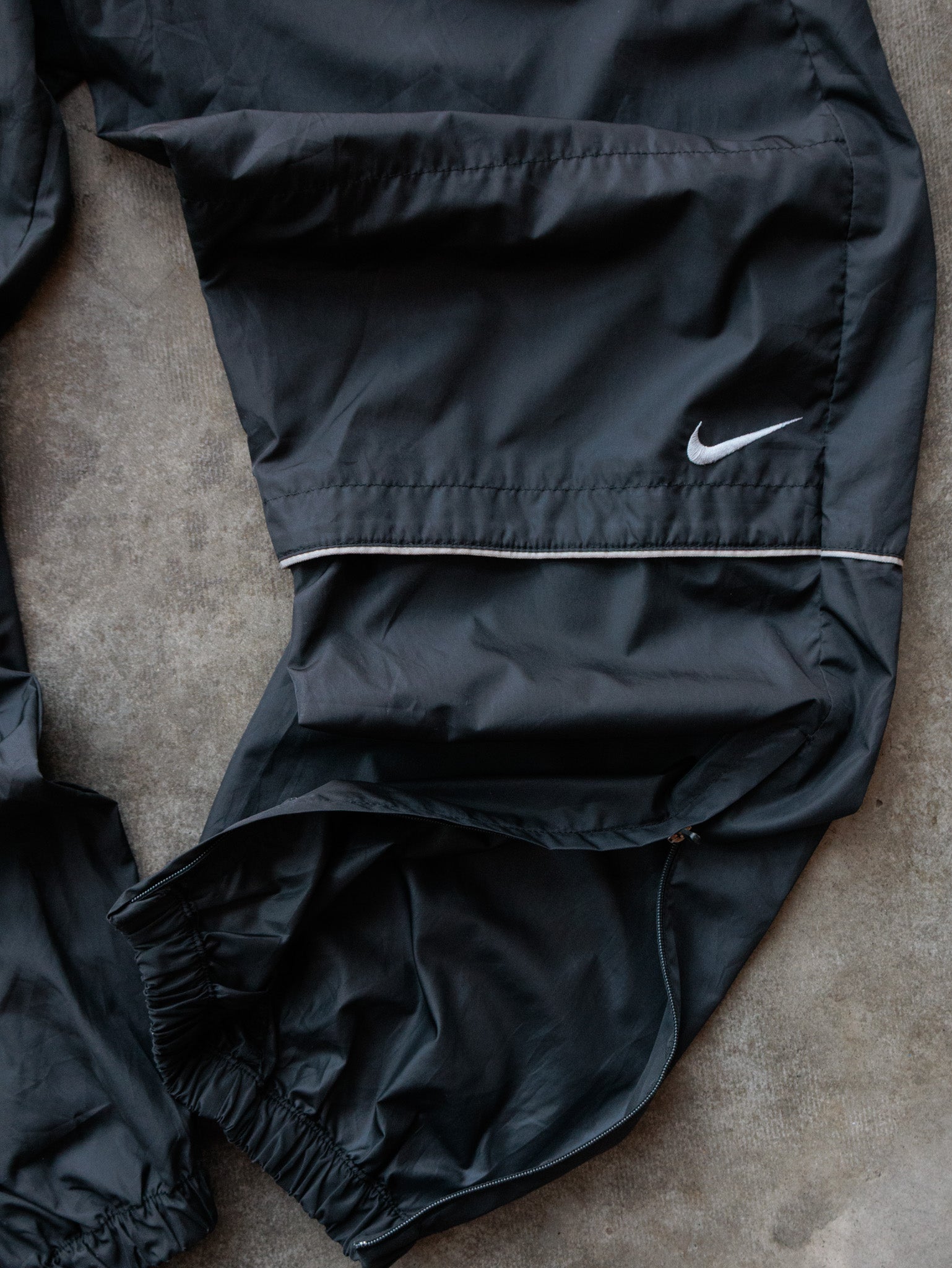 Vintage 00s Black Nike Track Pants (Women's M)