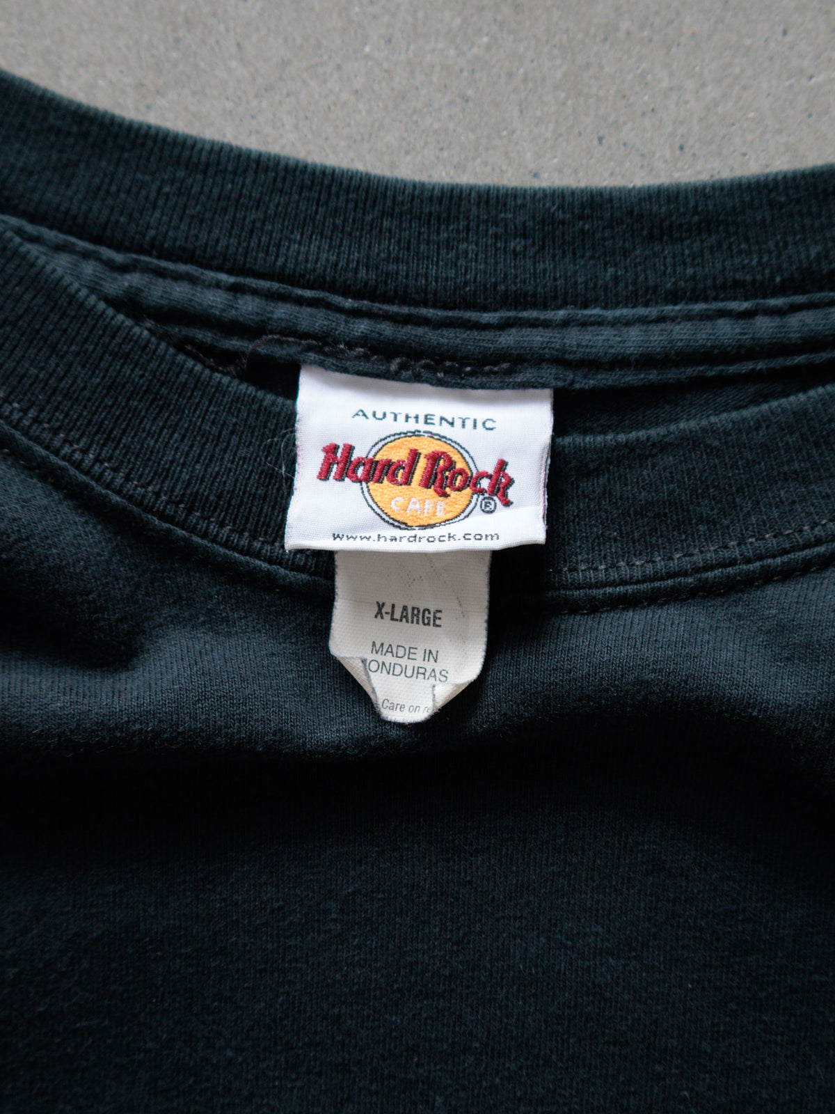 Vintage 00s Black Hard Rock Cafe Nassau Bahamas Bald Eagle Tee (XL)