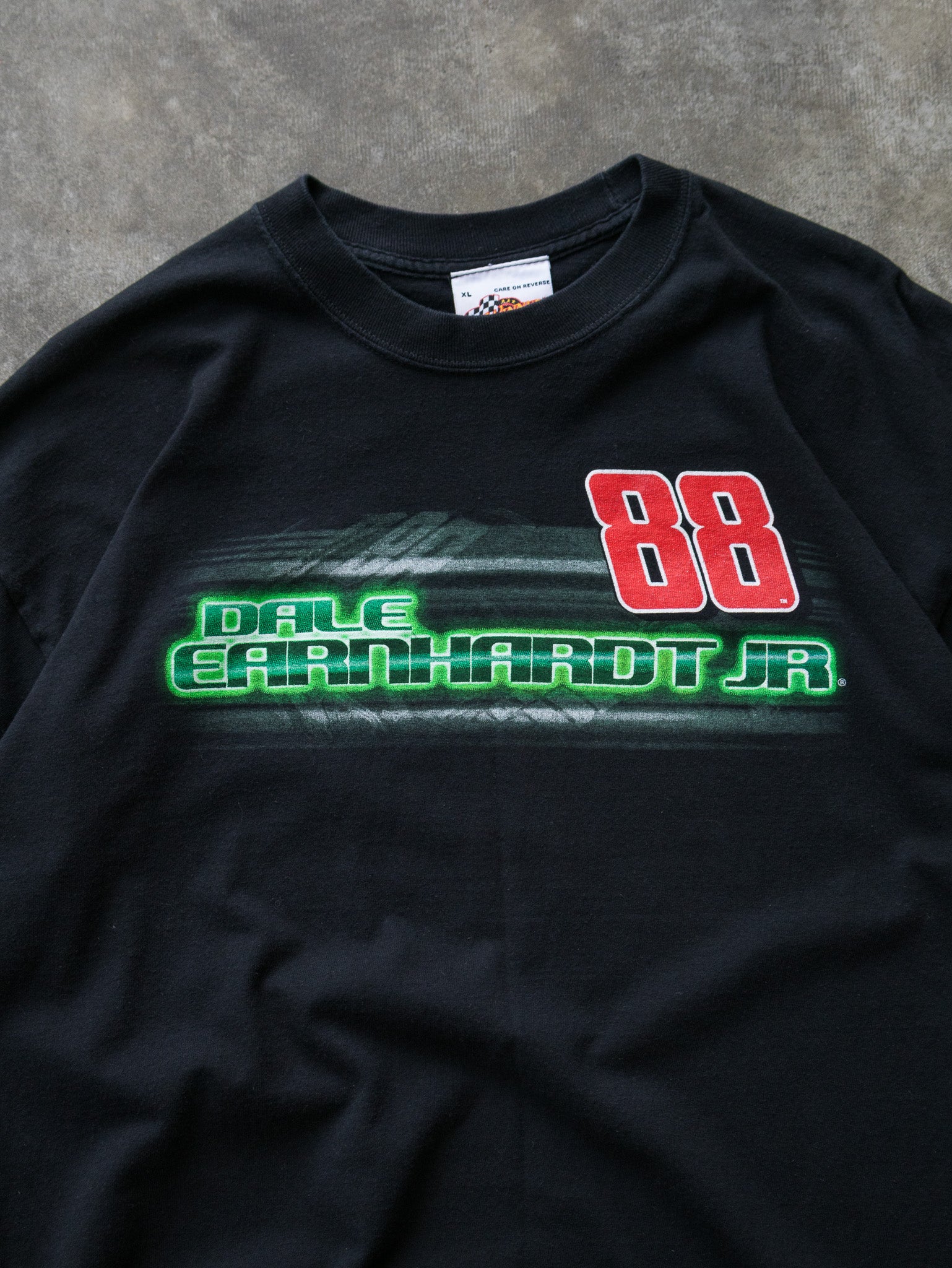 Vintage 00s Black Dale Earnhardt Jr. NASCAR Tee (XL)