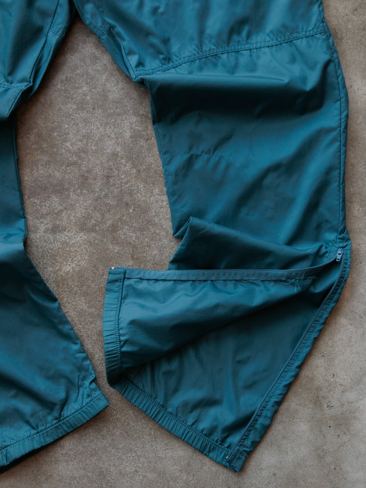 Vintage 90s Teal Nike Track Pants (M)