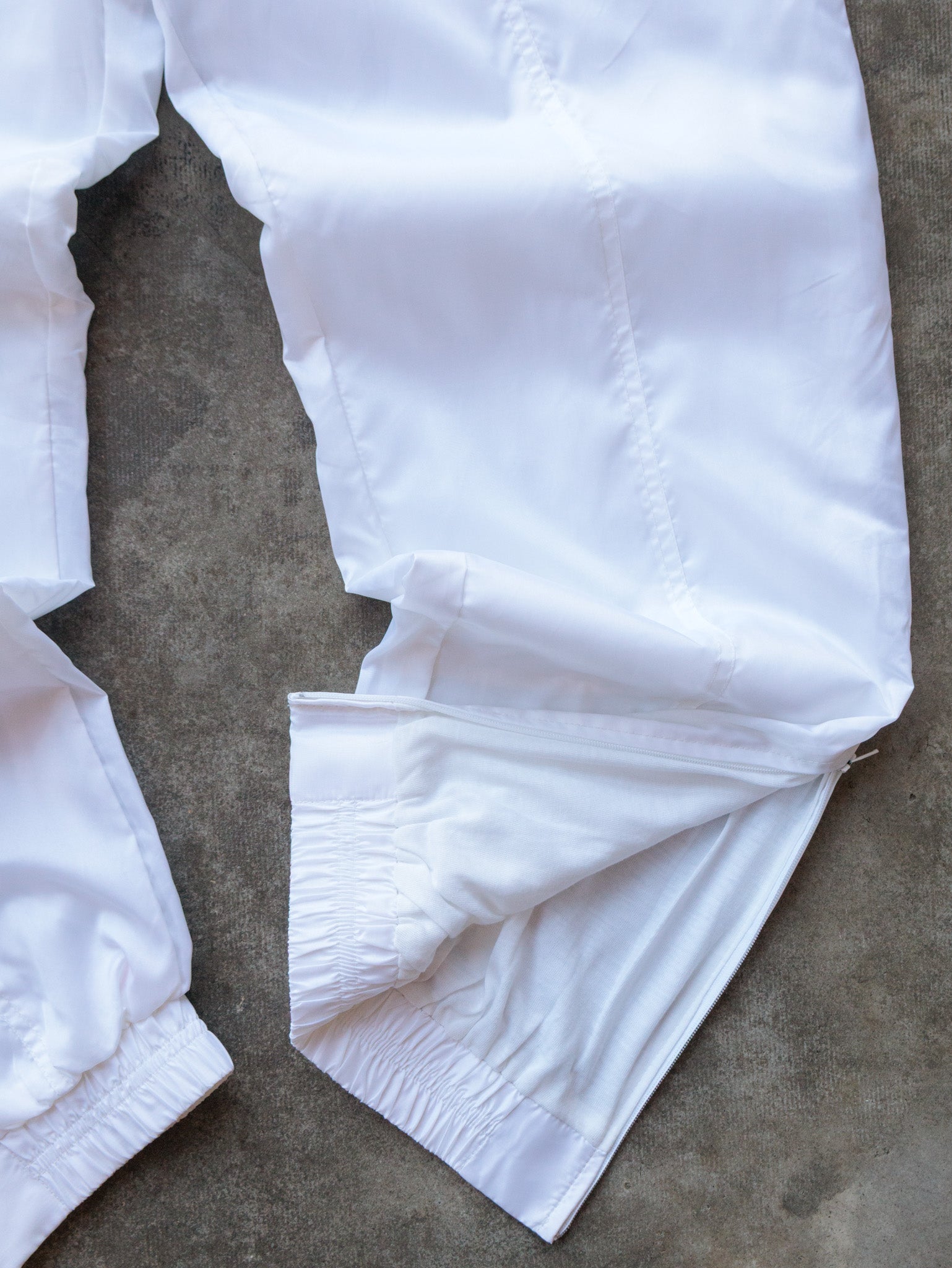 Vintage 90s White Puma Track Pants (M)