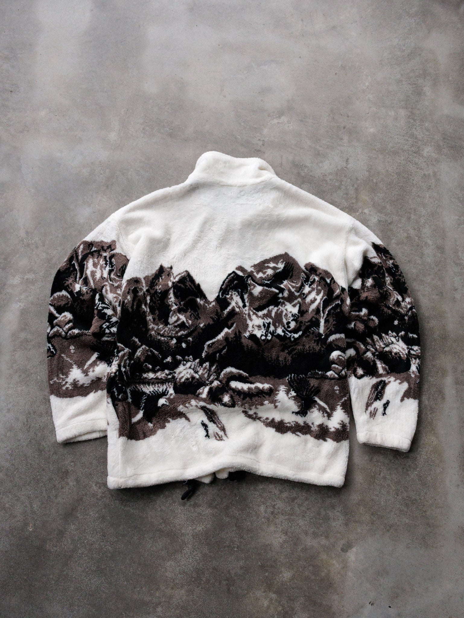Vintage 90s White Mazmania Mountain Fleece Sweatshirt (-)