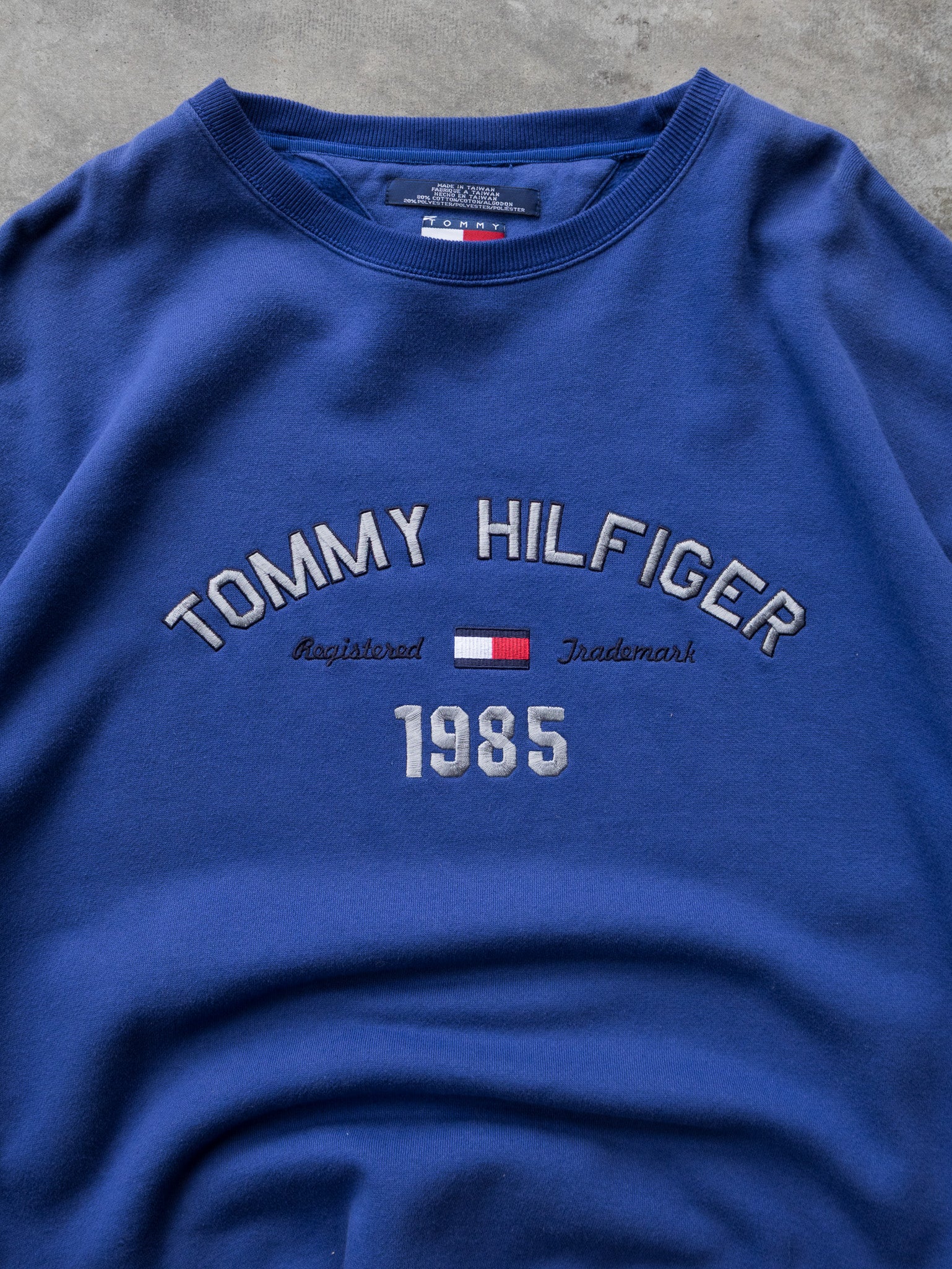 Vintage 90s Blue Tommy Hilfiger Sweatshirt (XL)