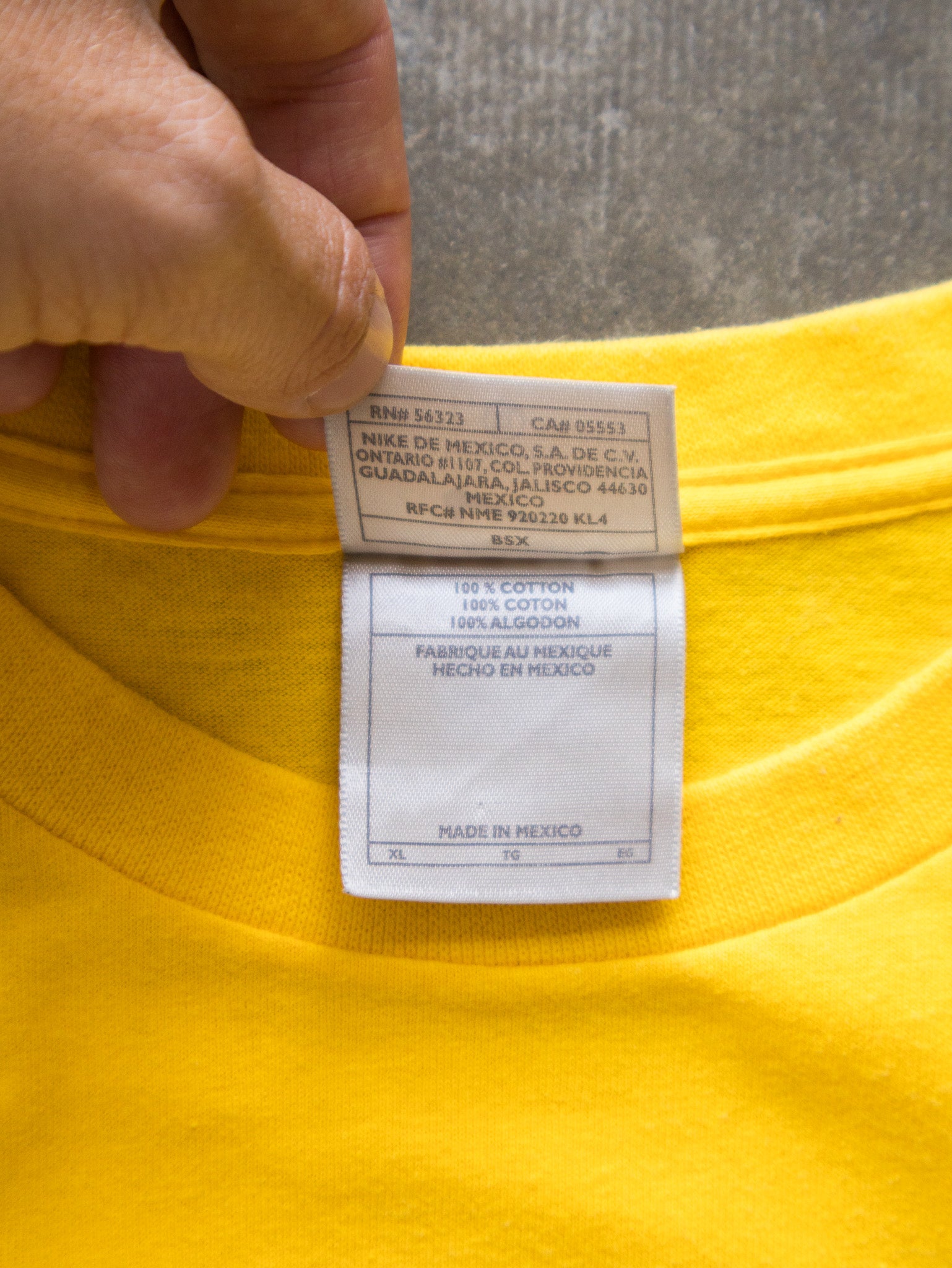 Vintage 00s Yellow Nike Spell Out Graphic Tee (XL)