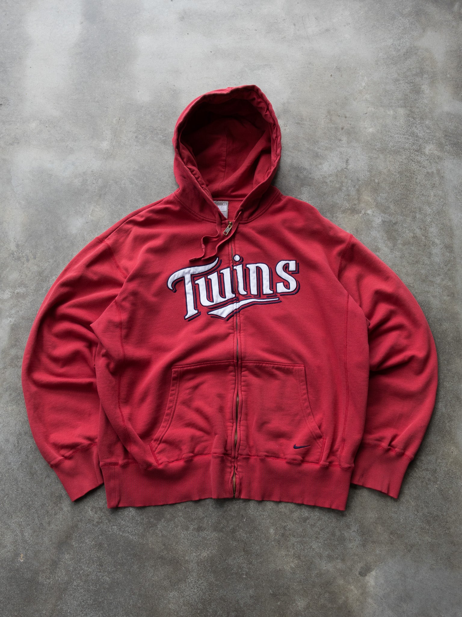 Vintage 00s Red Nike Minnesota Twins Zip Hoodie (XL)