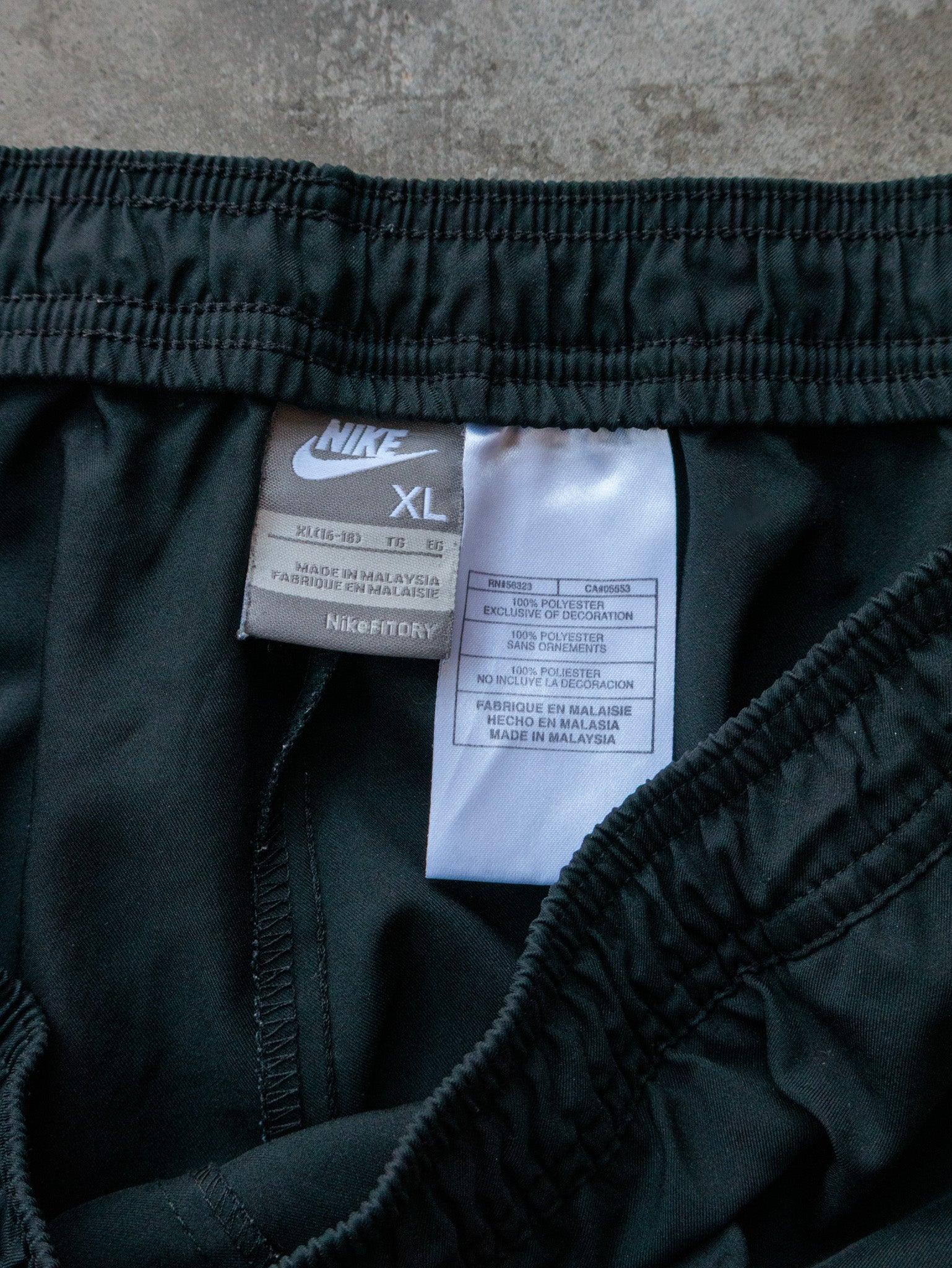 Vintage 00s Black Nike Track Pants (Women's XL)