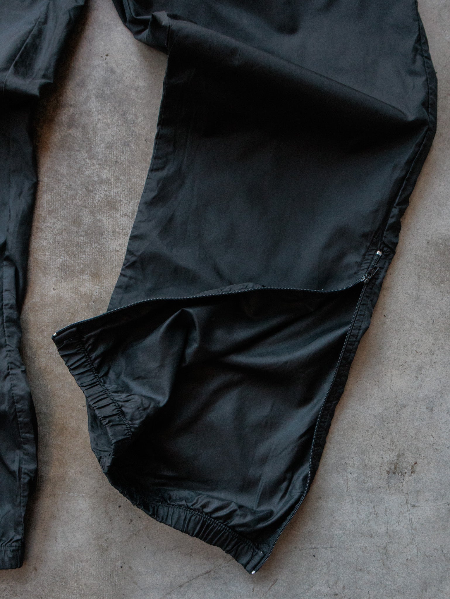 Vintage 00s Black Nike Track Pants (L)