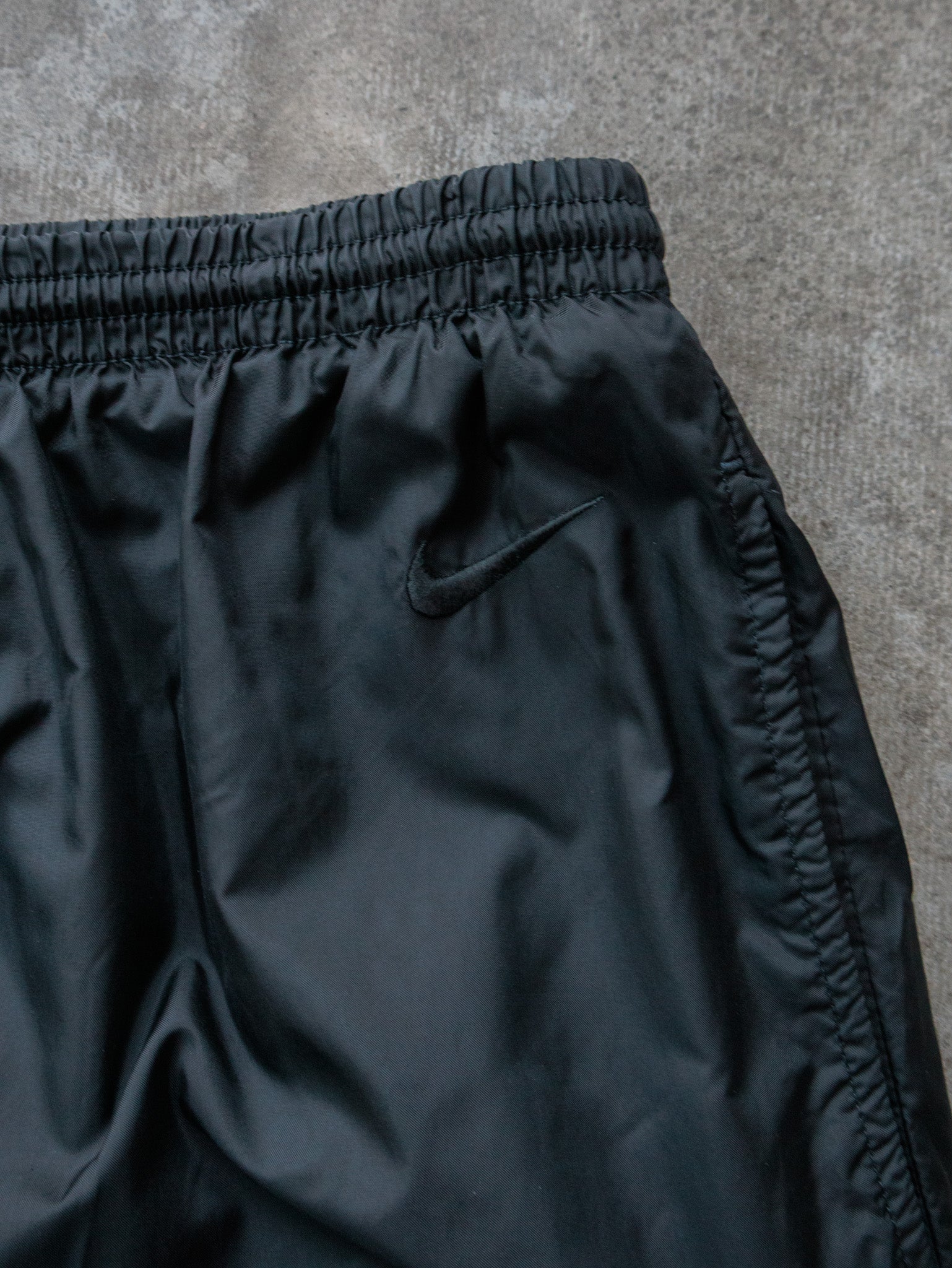 Vintage 00s Black Nike Track Pants (L)