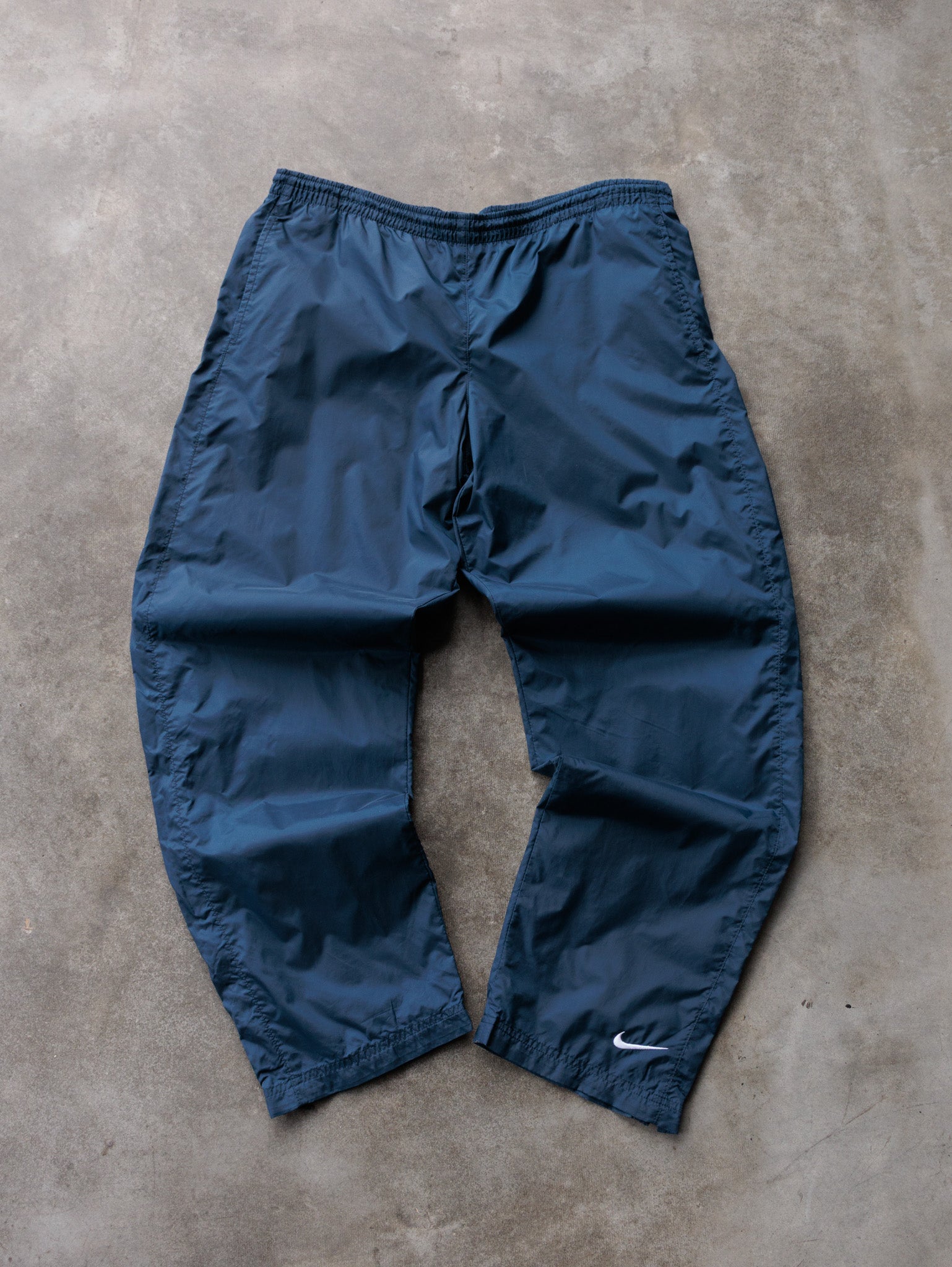 Vintage 00s Navy Nike Track Pants (18-20Y)