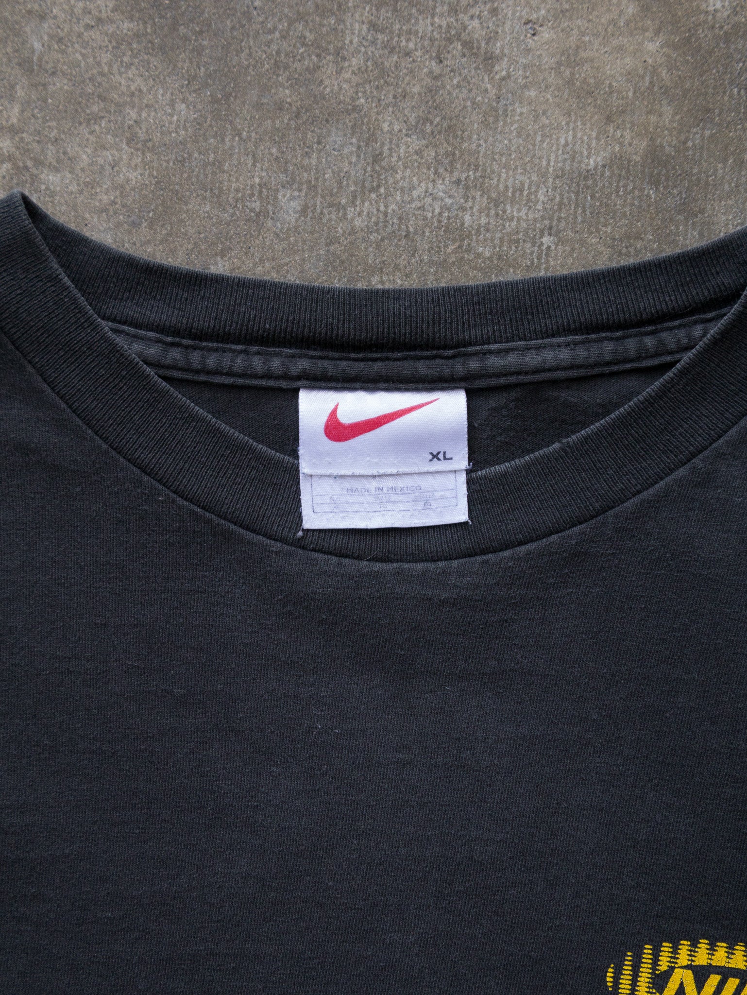 Vintage 00s Faded Black Nike Just Do It Graphic Tee (XL)