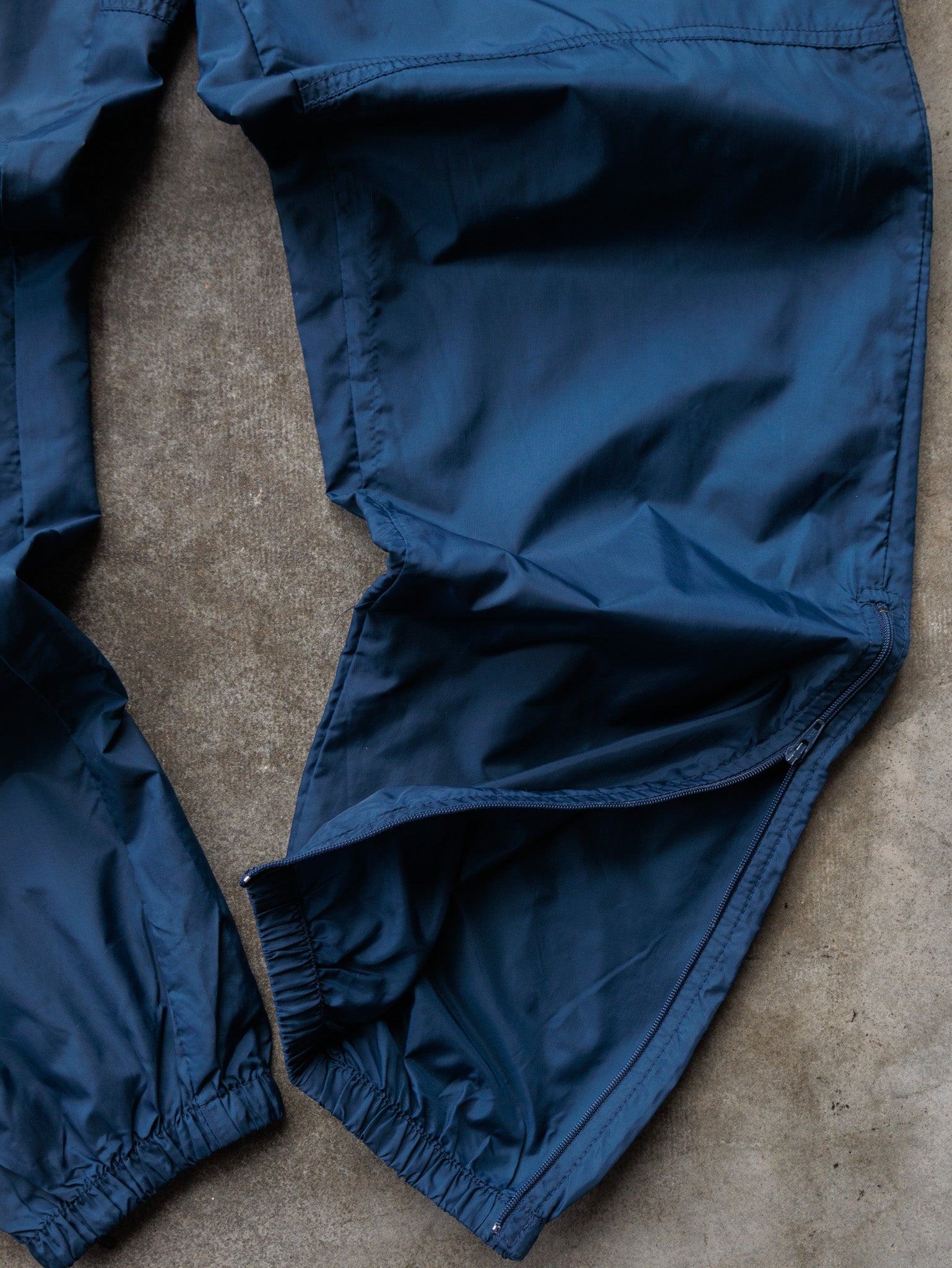 Vintage 00s Navy Nike Track Pants (S)