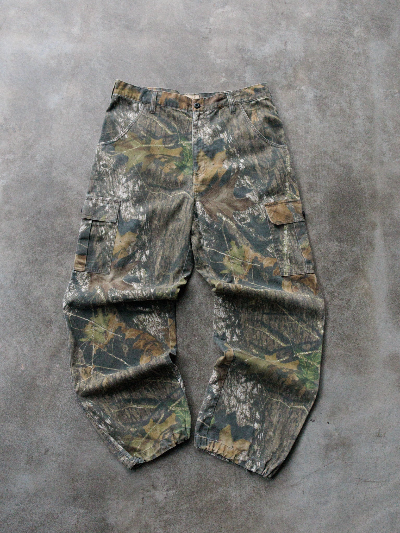 Vintage 00s Camo Mossy Oak Cargo Pants (W32)