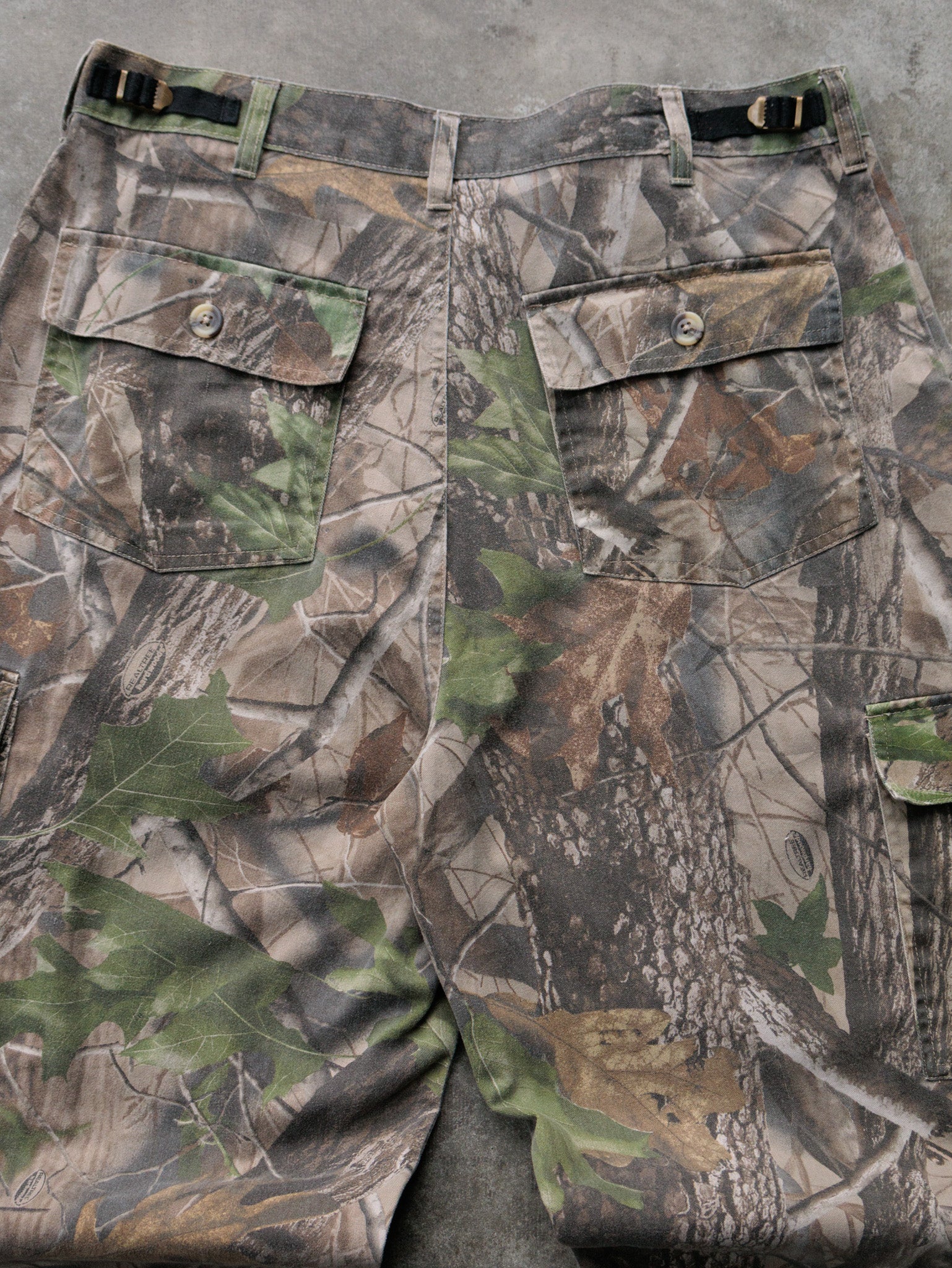 Vintage Camo Realtree Cargo Pants (L)