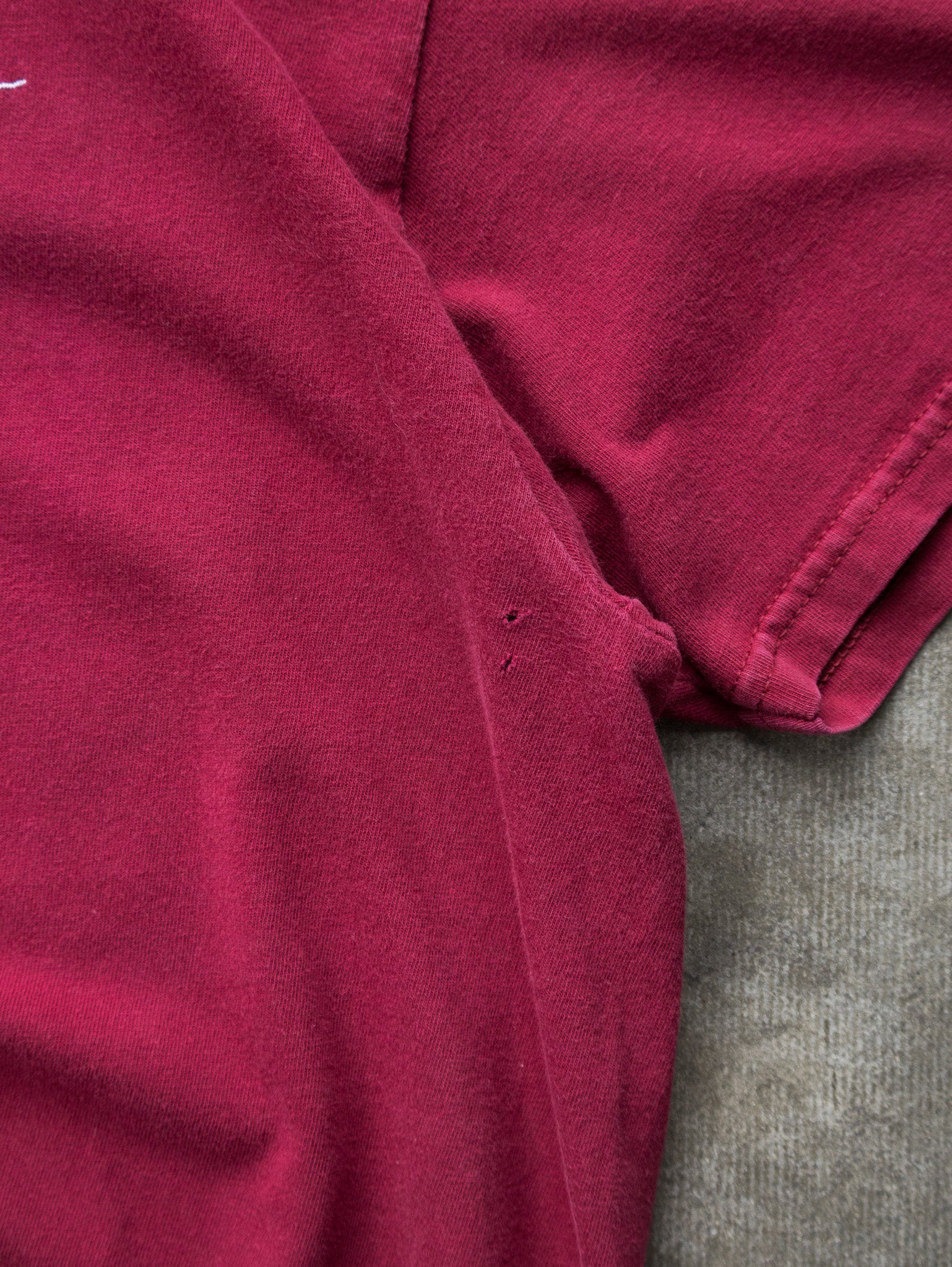 Vintage 00s Maroon Nike Swoosh Tee (L)