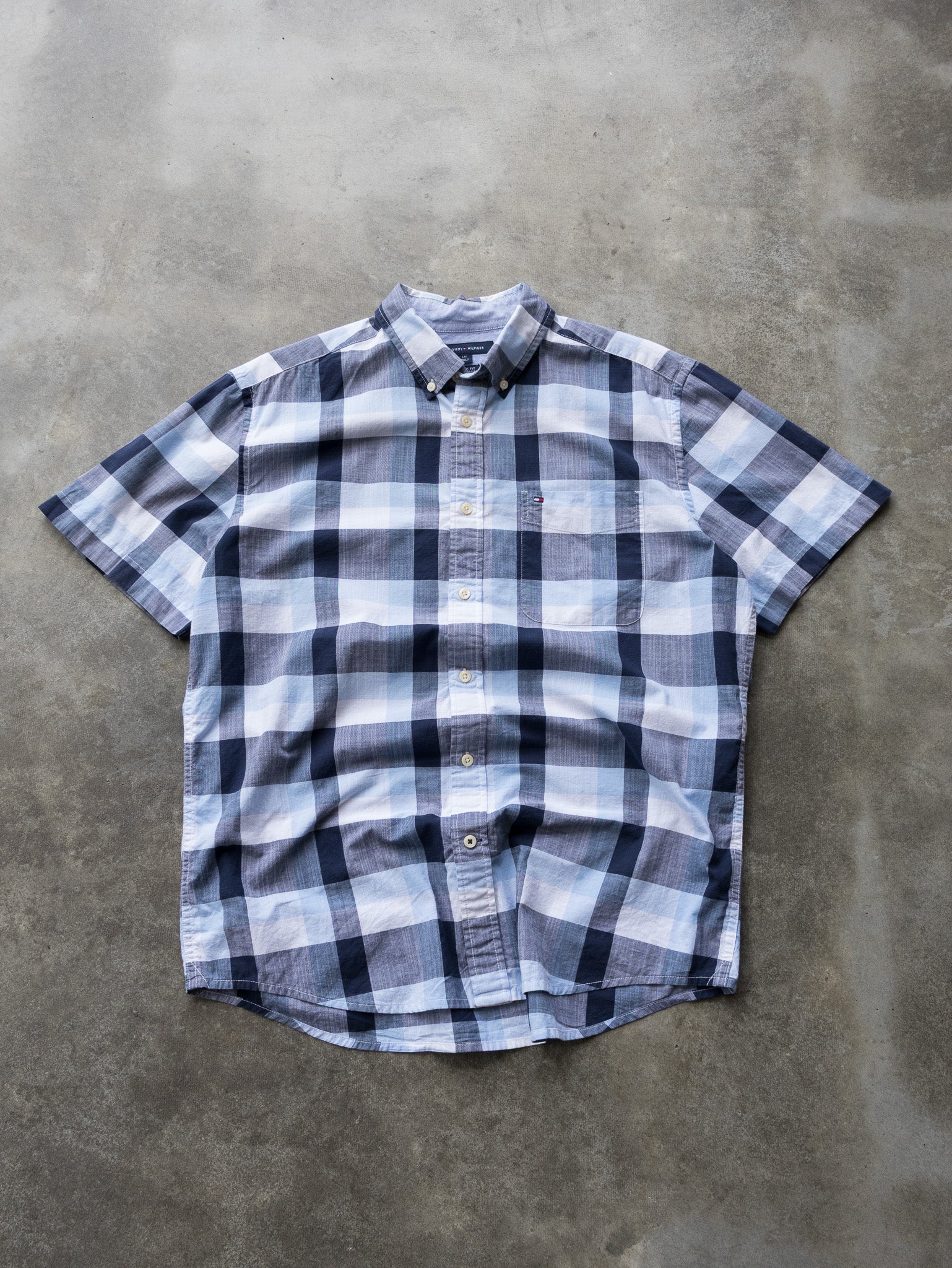 Vintage Blue Tommy Hilfiger Plaid Short Sleeve Shirt (L)