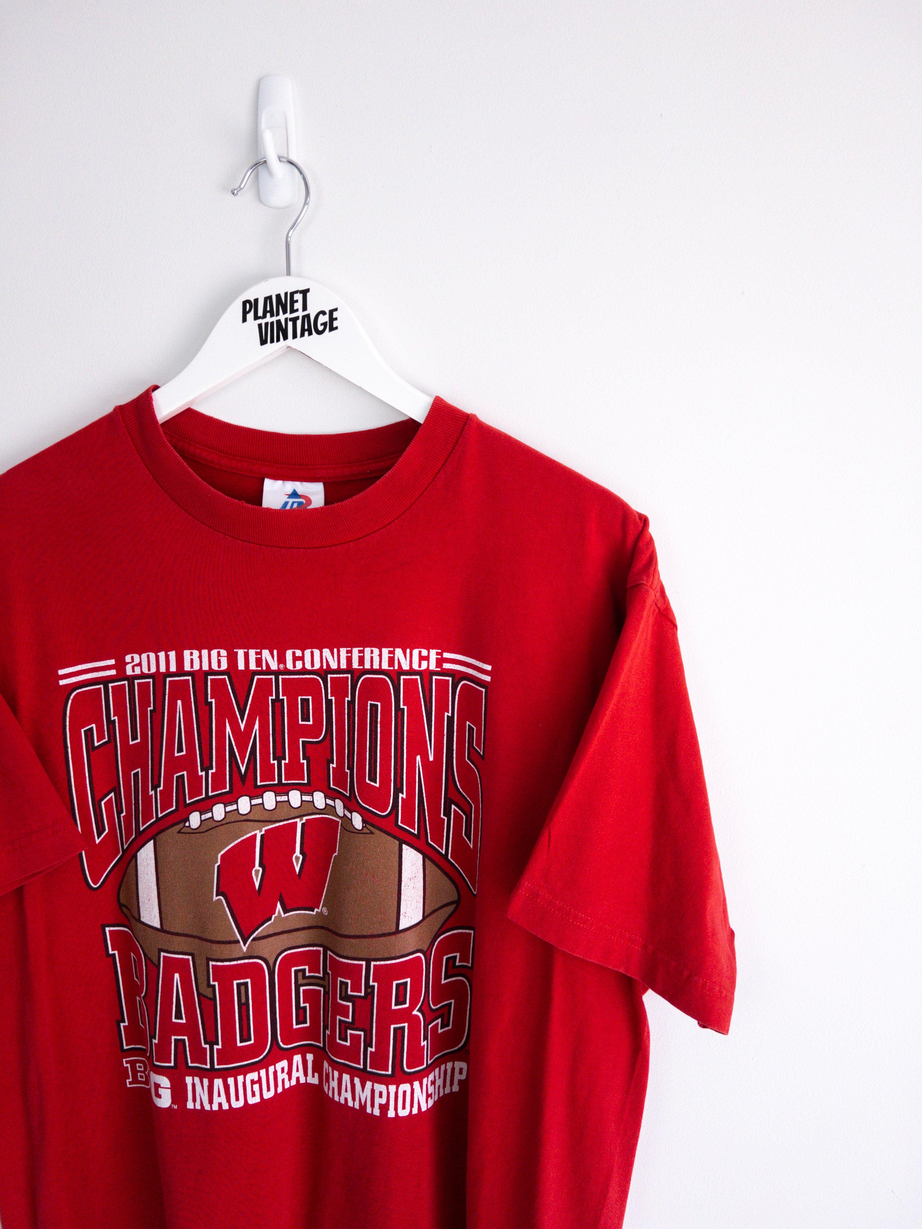 Wisconsin Badgers Champs Tee (L) - Planet Vintage Store